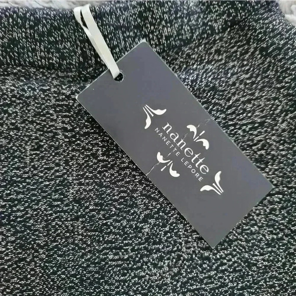 Nanette Lepore metallic shimmering skirt - Picture 2 of 7